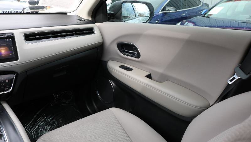 Used 2018 Honda HR-V EX image 19