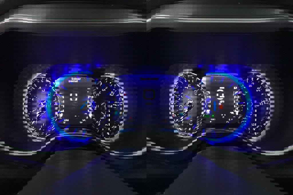 New 2026 Chrysler Voyager LX image 25