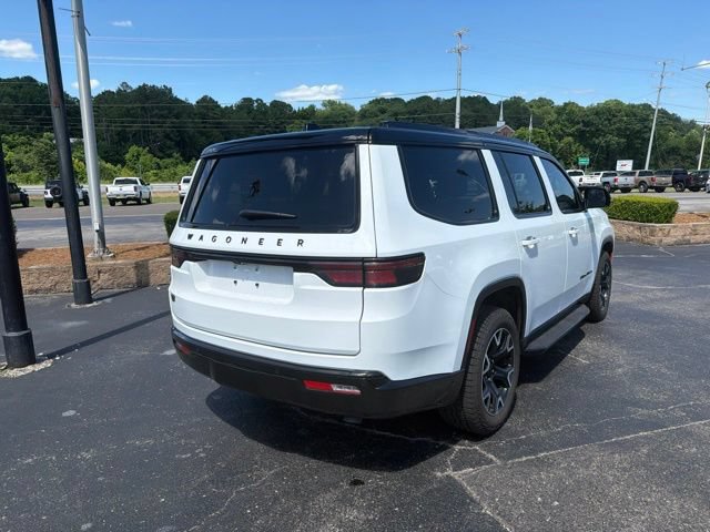 Used 2025 Jeep Wagoneer Series II AWD/4WD image 5