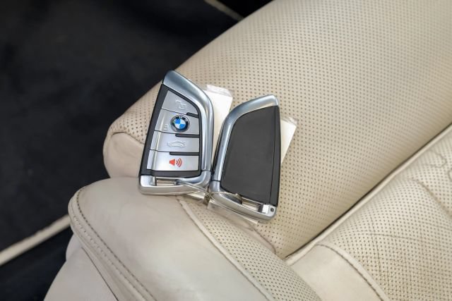 Used 2021 BMW ALPINA XB7 AWD/4WD image 76