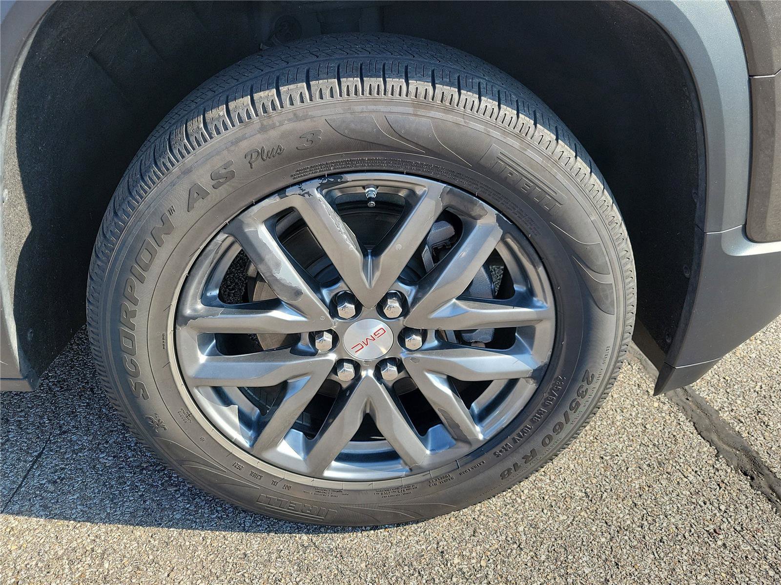 Used 2019 GMC Acadia SLT image 6