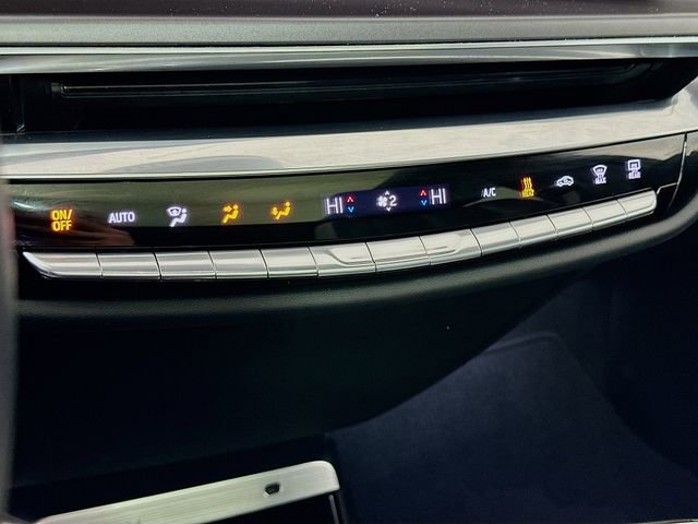 Used 2024 Cadillac Lyriq Tech image 17