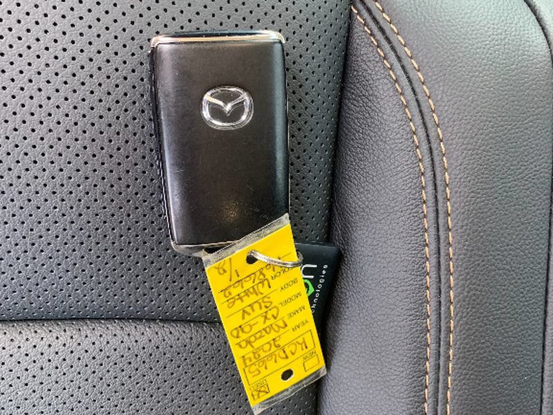 Used 2024 MAZDA CX-90 Plug-In Hybrid w/ Preferred AWD/4WD image 29