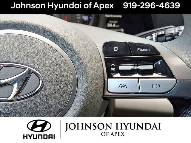 Certified 2022 Hyundai Elantra SEL FWD image 19