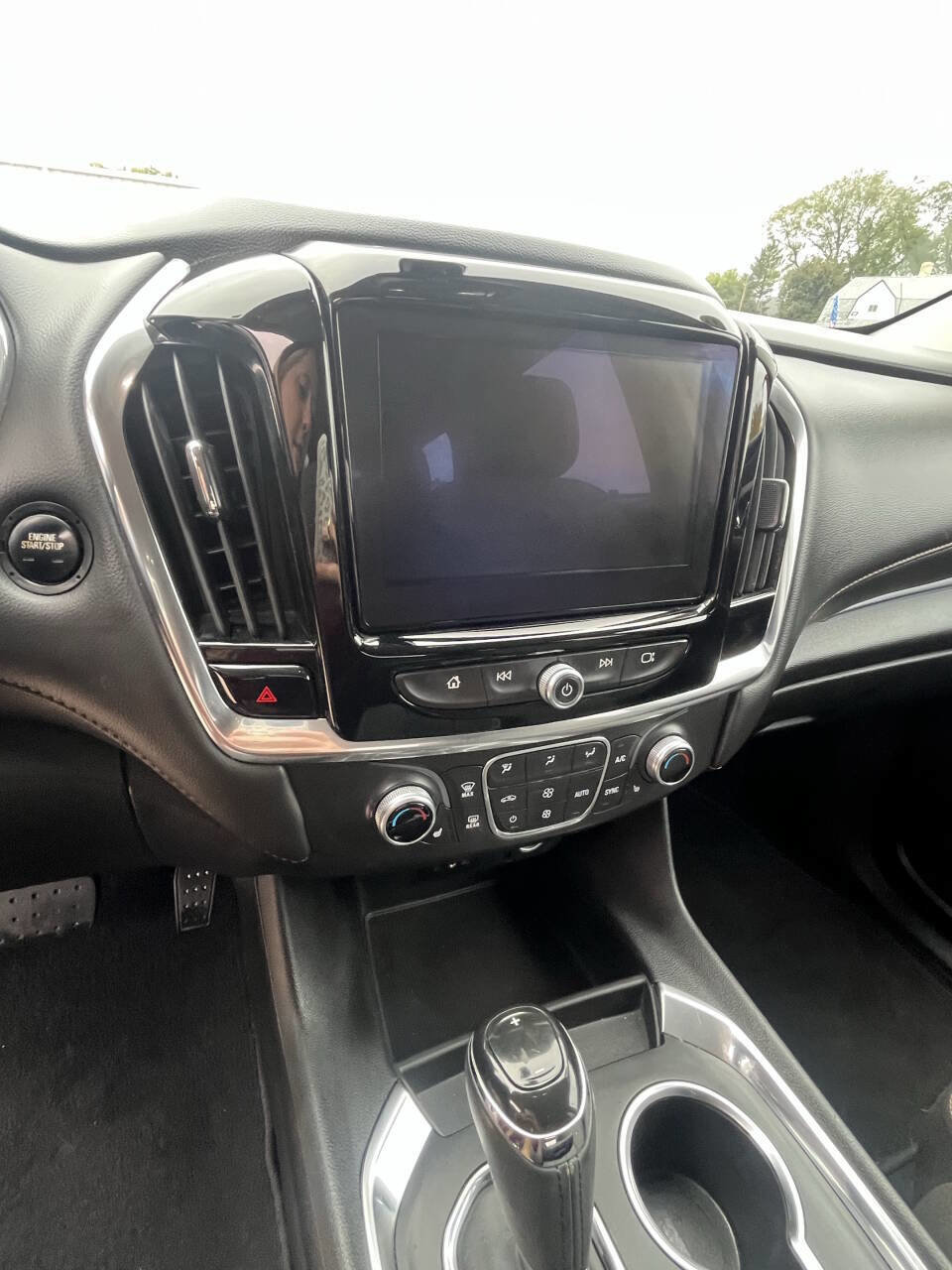 Used 2018 Chevrolet Traverse LT image 15