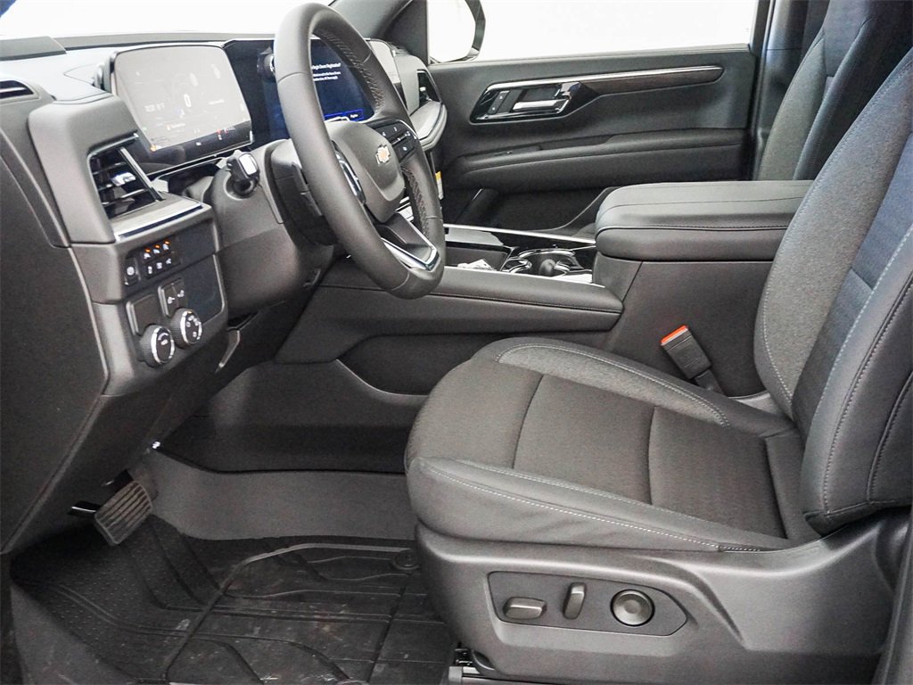New 2026 Chevrolet Suburban LS image 19