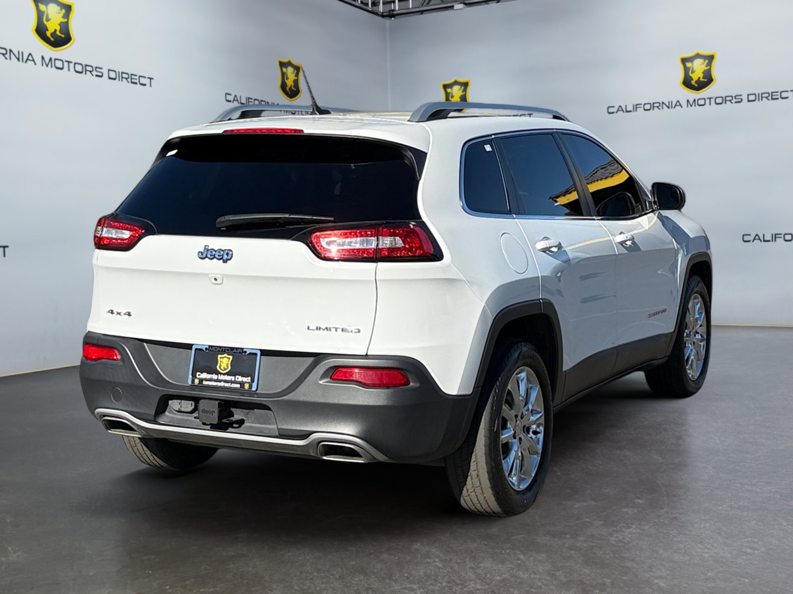 Used 2015 Jeep Cherokee Limited w/ Trailer Tow Group image 5
