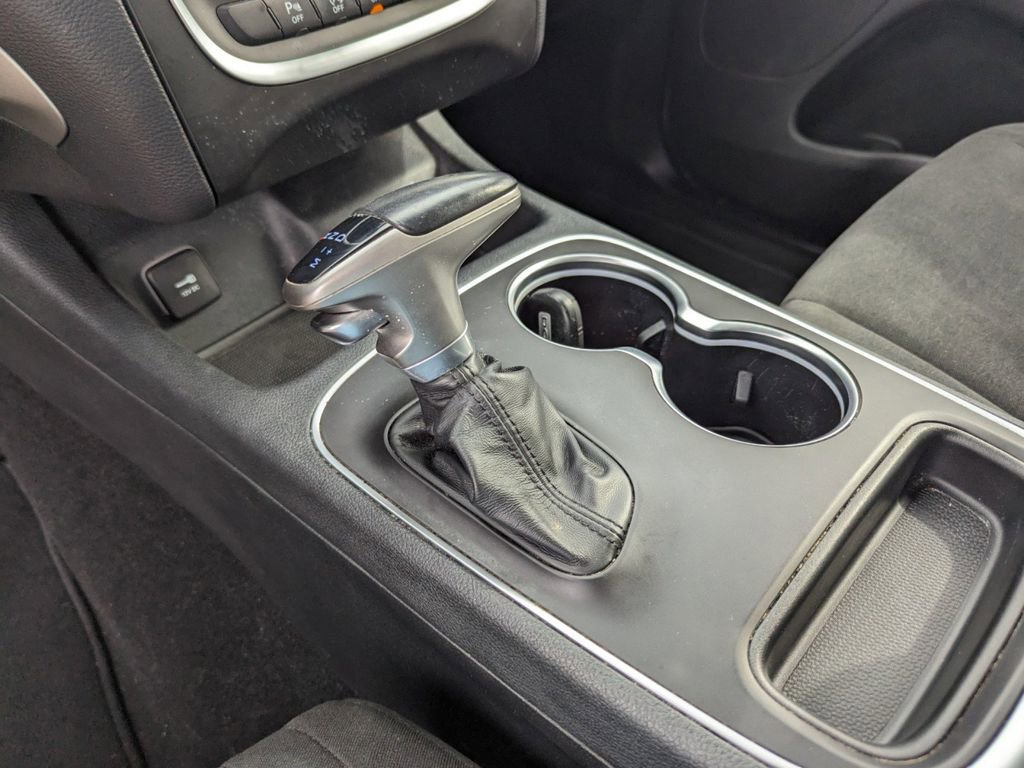 Used 2020 Dodge Durango SXT image 16