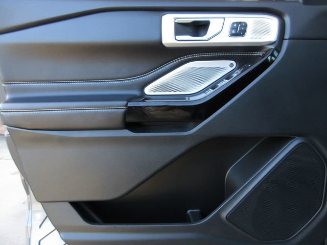 Certified 2022 Ford Explorer ST w/ Equipment Group 401A image 9