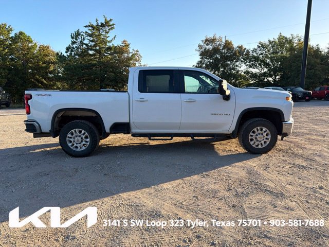 Used 2021 Chevrolet Silverado 2500 LT w/ Fleet Comfort Package AWD/4WD image 14