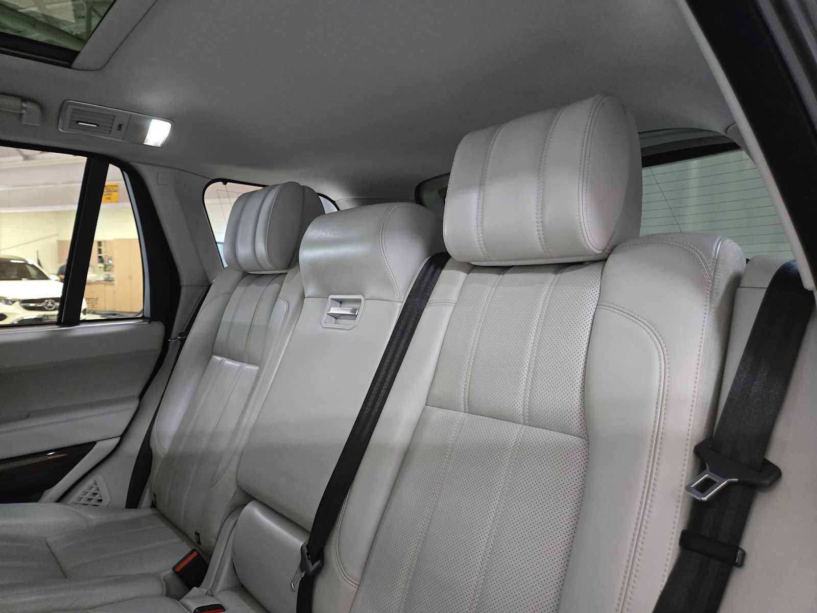 Used 2014 Land Rover Range Rover Long Wheelbase Supercharged AWD/4WD image 18