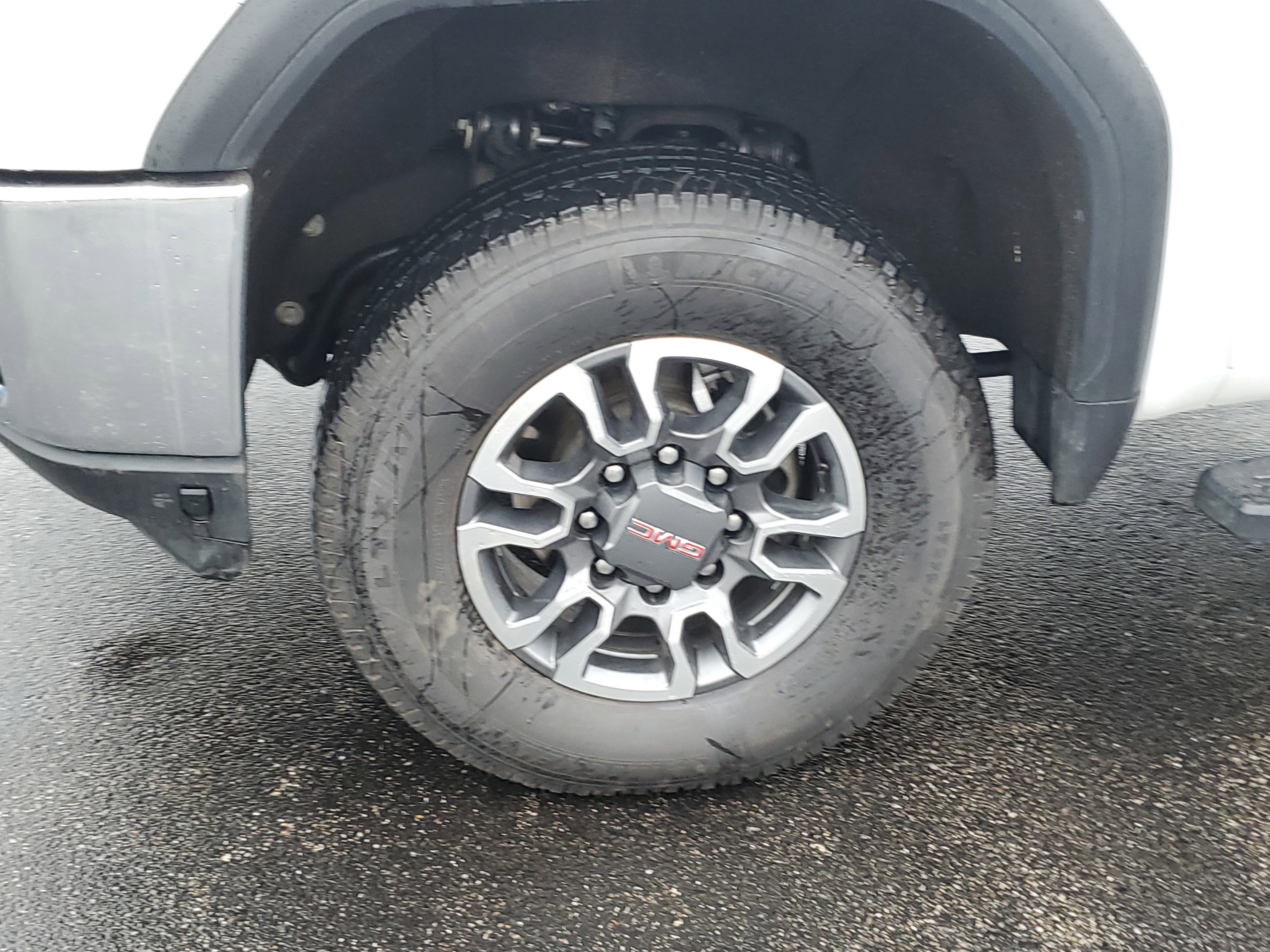 Used 2021 GMC Sierra 2500 SLT w/ SLT Convenience Package image 10