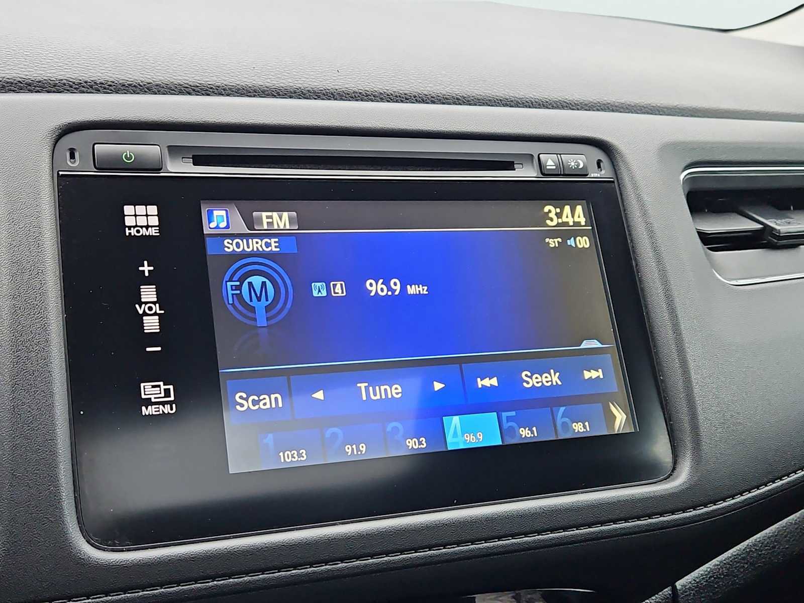 Used 2017 Honda HR-V EX image 24