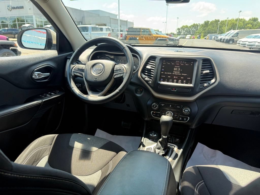 Used 2014 Jeep Cherokee Latitude w/ Comfort/Convenience Group AWD/4WD image 54