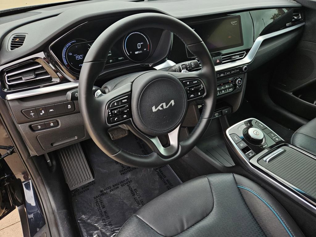 Used 2022 Kia Niro EX Premium FWD image 24