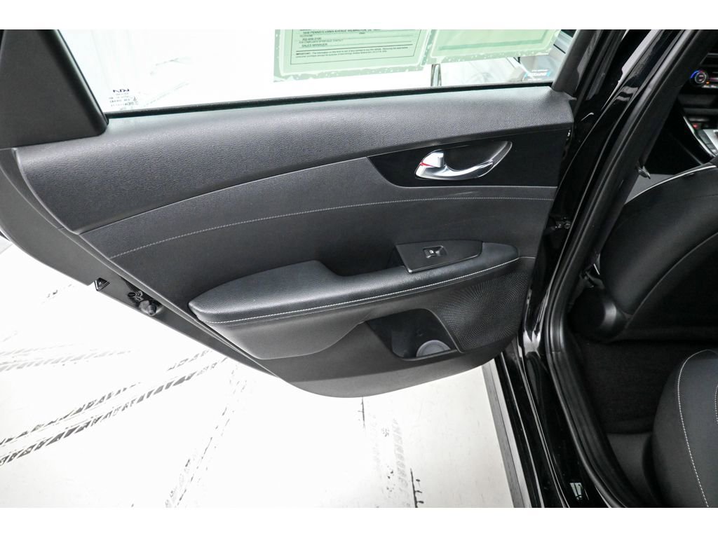 Used 2024 Kia Forte GT-Line w/ GT-Line Premium Package image 19