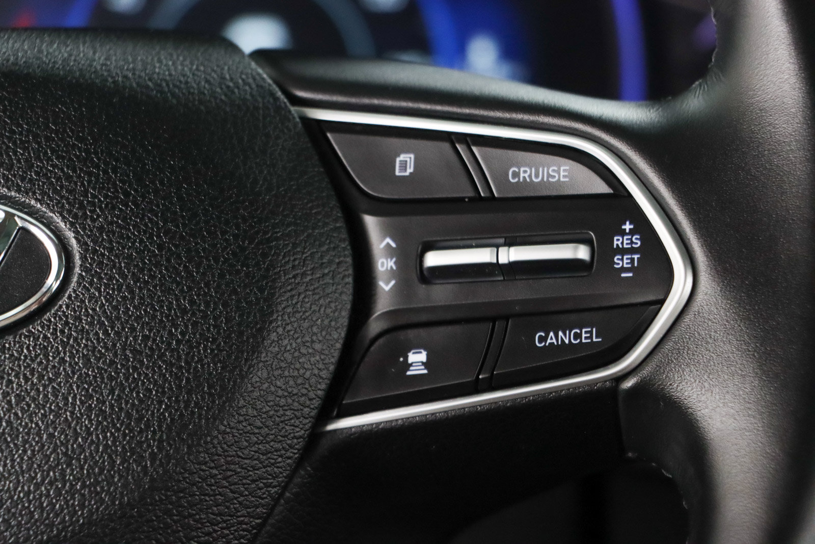 Used 2020 Hyundai Santa Fe Limited FWD image 14