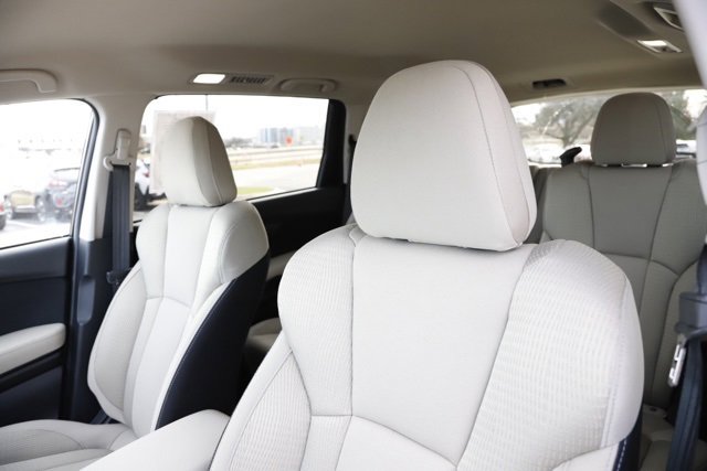 Certified 2025 Subaru Ascent Premium w/ Premium Package image 14