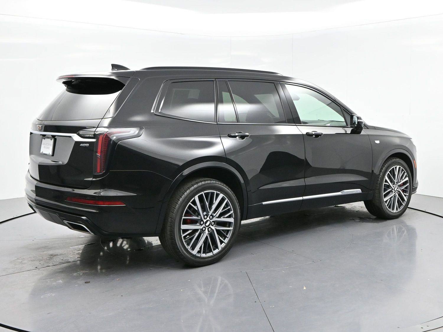 Certified 2025 Cadillac XT6 Sport w/ LPO, Floor Liner Package image 7