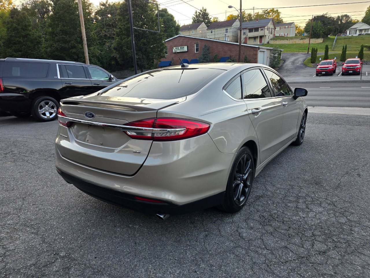 Used 2018 Ford Fusion SE w/ Equipment Group 601A image 5