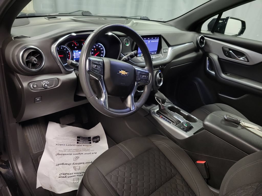 Used 2022 Chevrolet Blazer LT FWD image 16