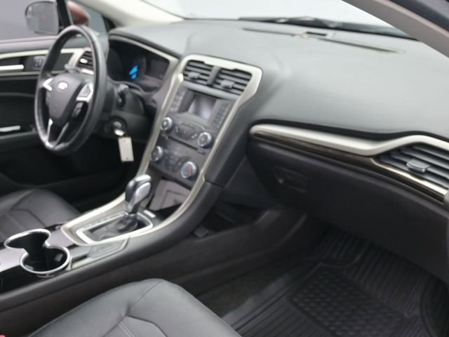 Used 2015 Ford Fusion SE w/ Equipment Group 202A image 28
