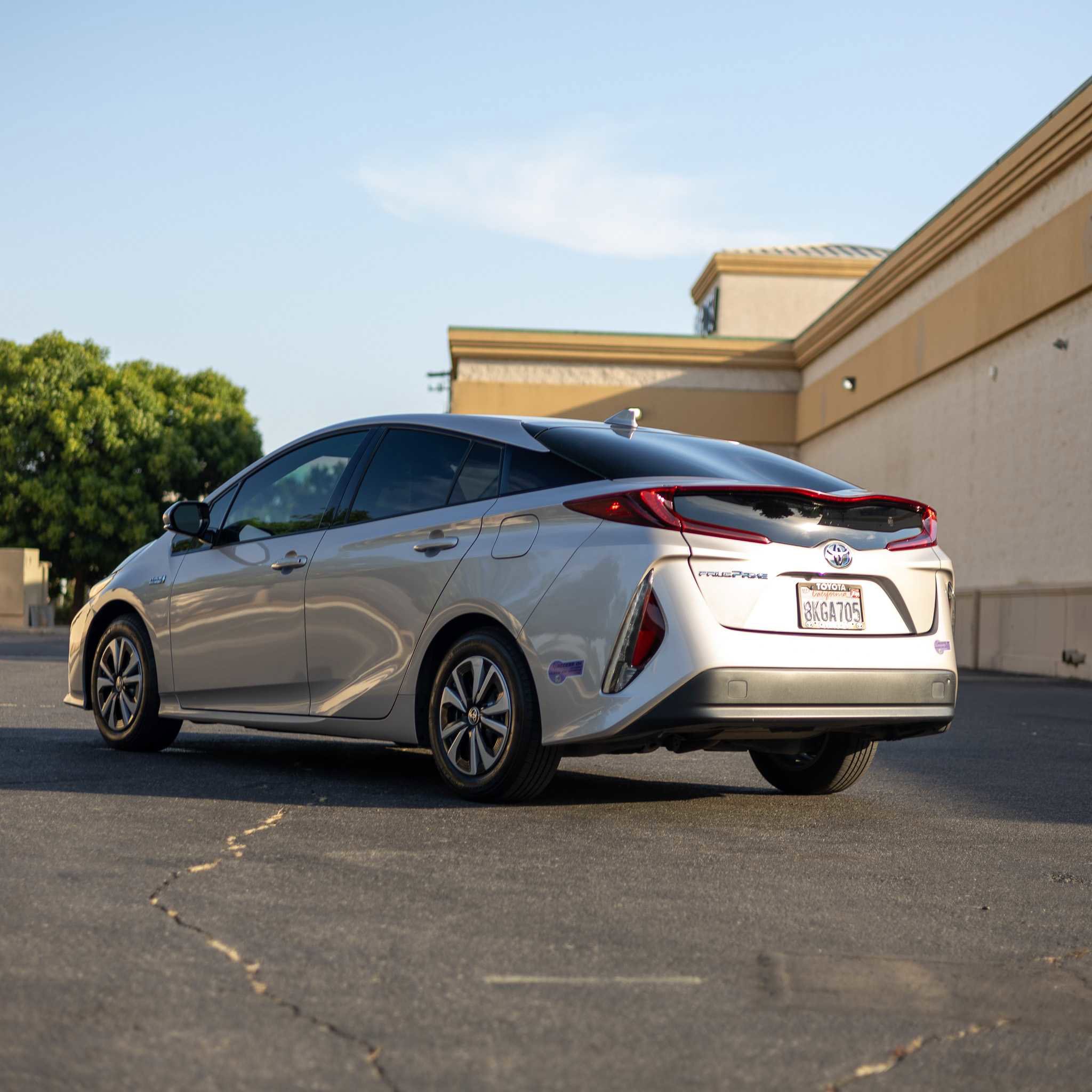 Used 2019 Toyota Prius Prime Premium image 5