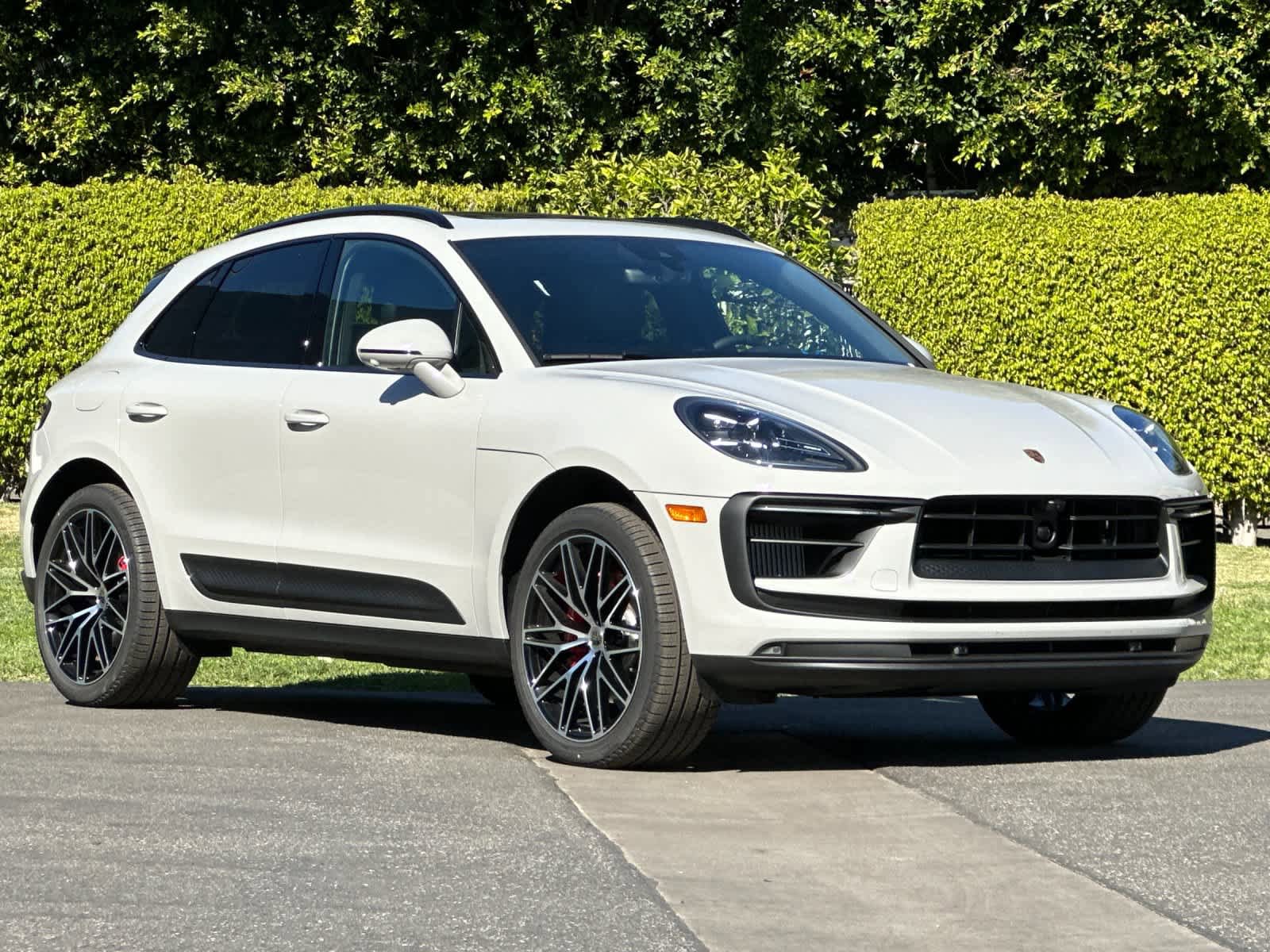 New 2026 Porsche Macan S AWD/4WD image 10