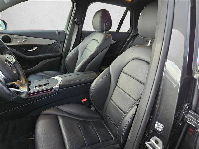Used 2022 Mercedes-Benz GLC 300 image 16