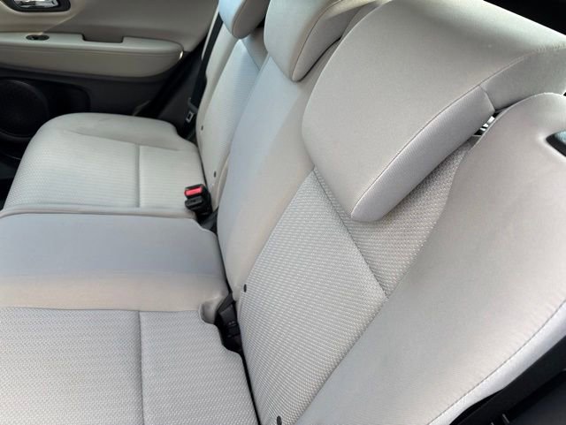 Used 2016 Honda HR-V LX image 10