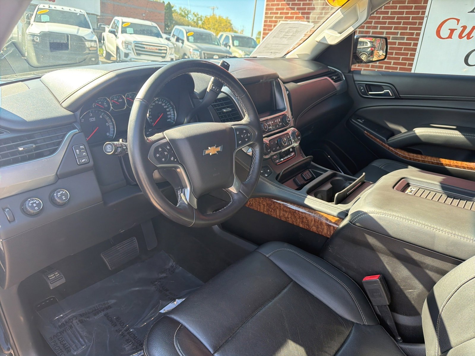 Used 2018 Chevrolet Tahoe Premier image 15