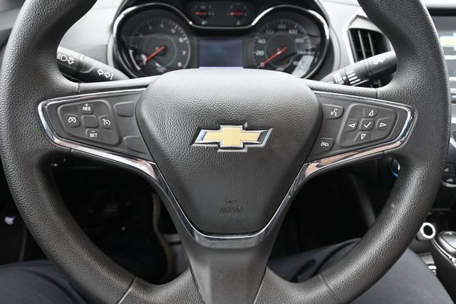 Used 2017 Chevrolet Cruze LT w/ Convenience Package FWD image 38