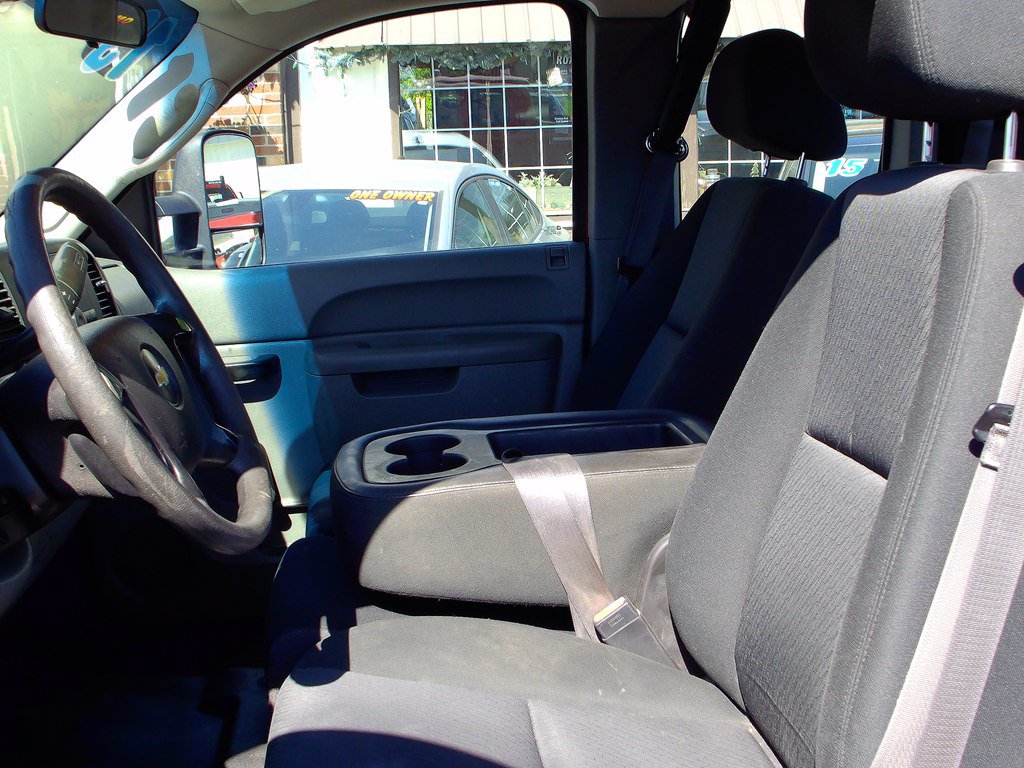 Used 2013 Chevrolet Silverado 3500 W/T RWD image 7