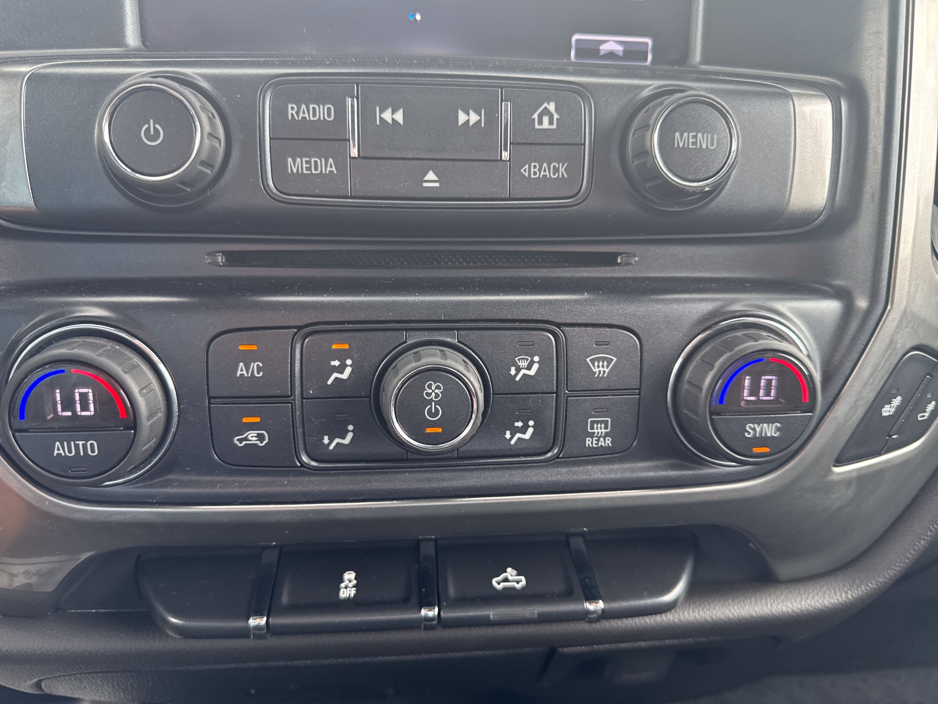Used 2018 Chevrolet Silverado 2500 LT w/ All Star Edition AWD/4WD image 17