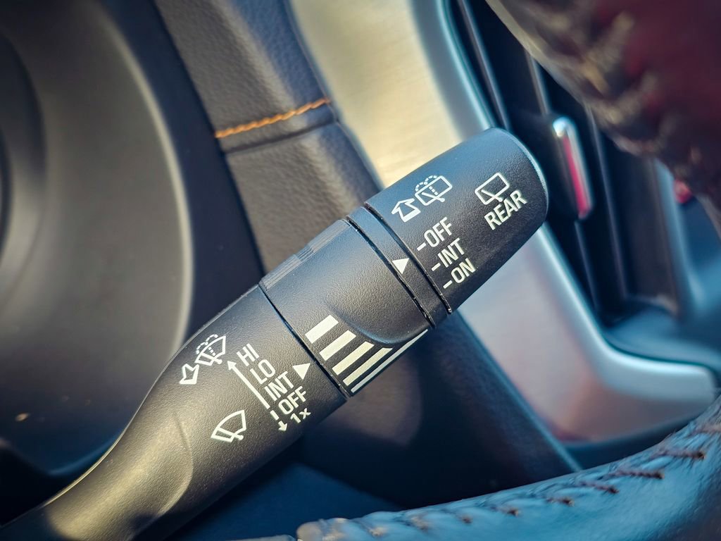 Used 2020 GMC Terrain SLE w/ Driver Convenience Package image 18