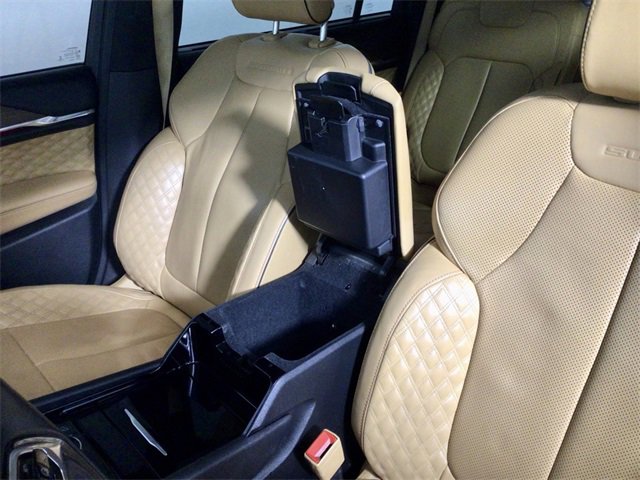 Used 2022 Jeep Grand Cherokee L Summit w/ Luxury Tech Group V image 25