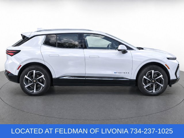 Certified 2024 Chevrolet Equinox EV LT AWD/4WD image 8