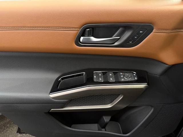 New 2025 Nissan Pathfinder Platinum image 20