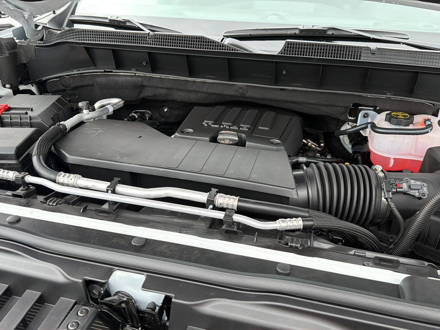 New 2026 Chevrolet Silverado 1500 Custom AWD/4WD image 31