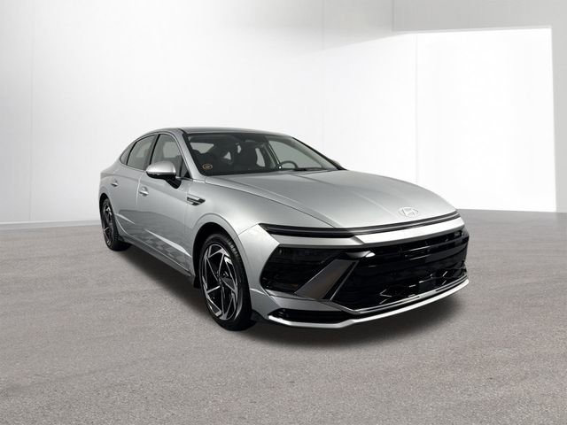New 2026 Hyundai Sonata SEL FWD image 3