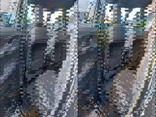 New 2025 Jeep Grand Cherokee L Limited w/ Luxury Tech Group II image 15