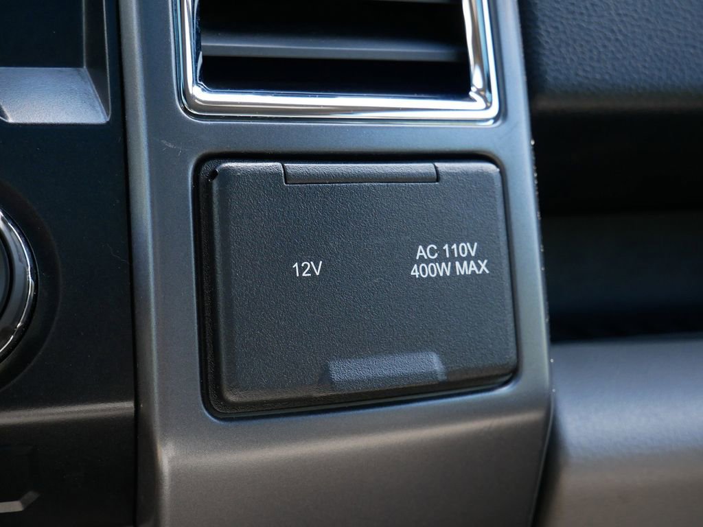 Used 2016 Ford F150 XLT w/ Equipment Group 302A Luxury AWD/4WD image 26