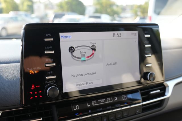 Used 2023 Toyota Sienna XLE FWD image 34