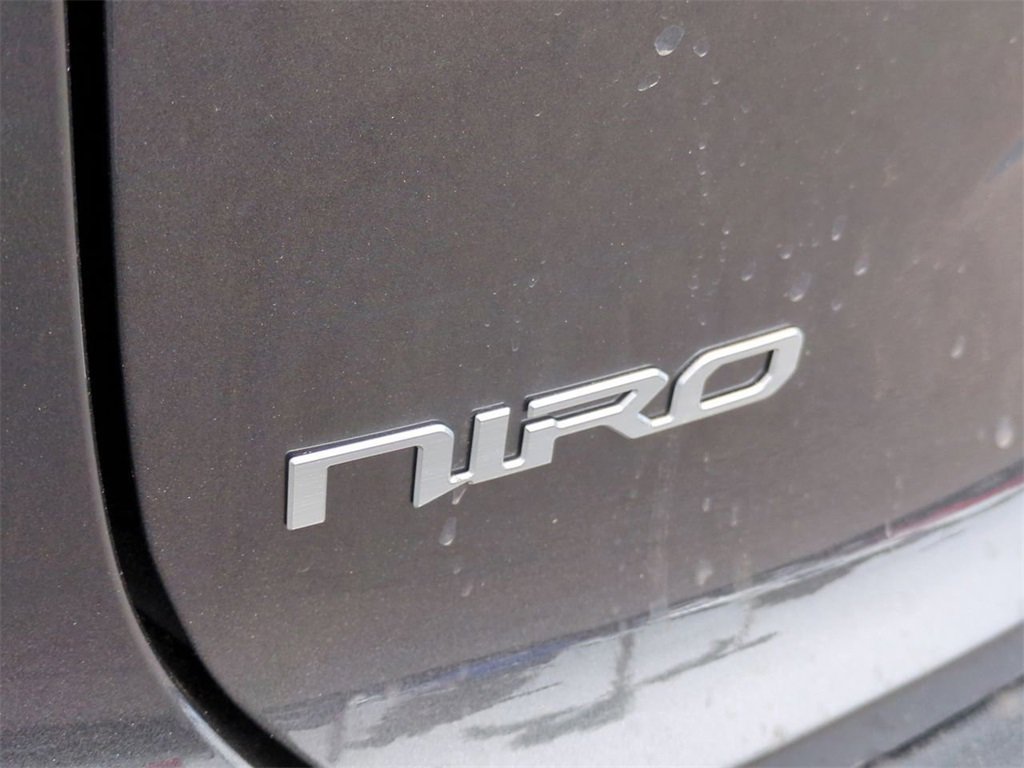 Used 2024 Kia Niro Wave image 32