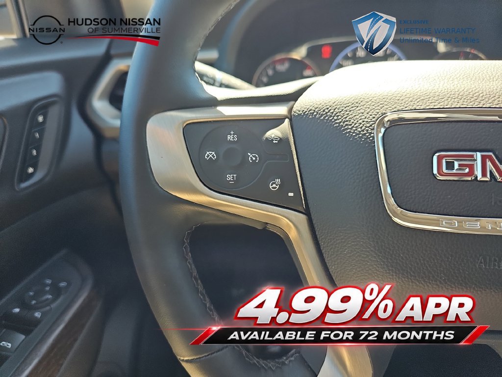 Used 2023 GMC Acadia Denali w/ Denali Ultimate Package FWD image 18