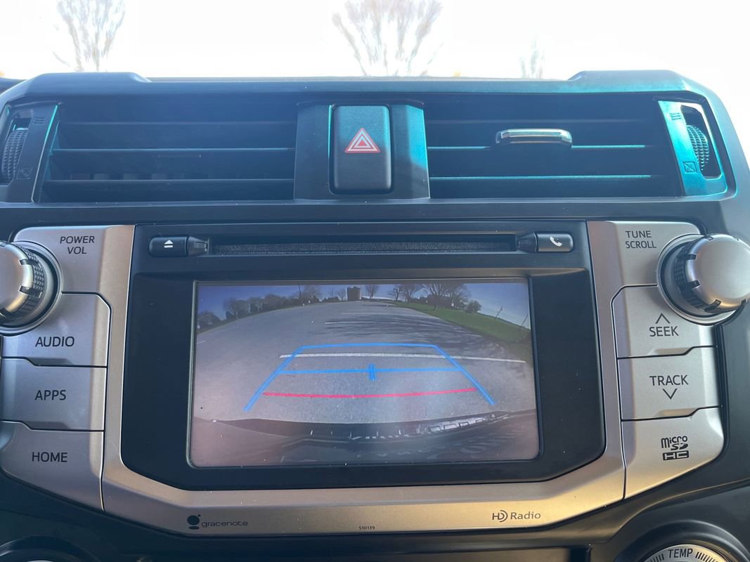 Used 2016 Toyota 4Runner SR5 Premium image 16