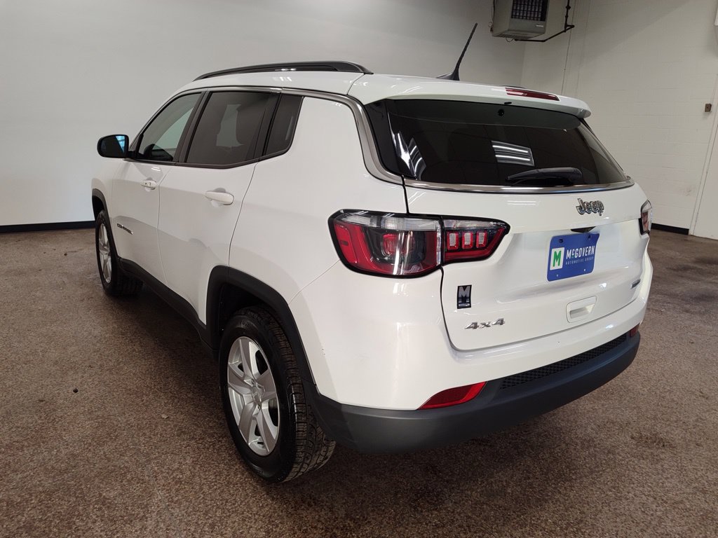 Used 2022 Jeep Compass Latitude AWD/4WD image 3