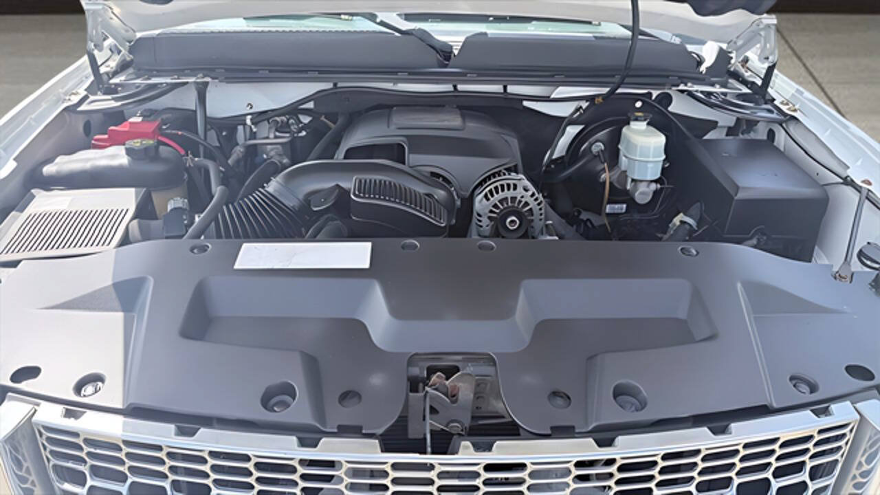 Used 2011 GMC Sierra 1500 SLE w/ Regional Value Package RWD image 13