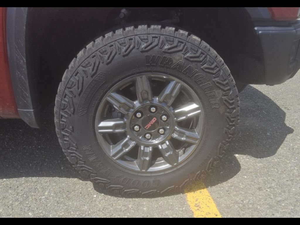 Used 2026 GMC Sierra 1500 AT4X AWD/4WD image 2
