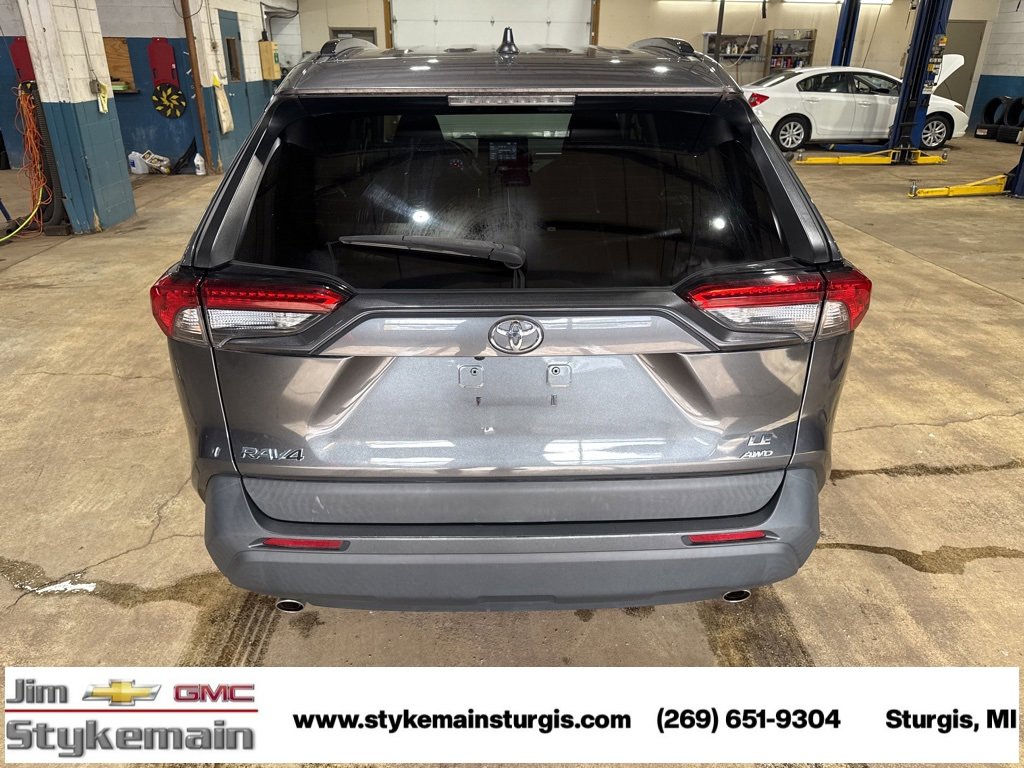 Used 2020 Toyota RAV4 LE w/ All Weather Liner Package image 5